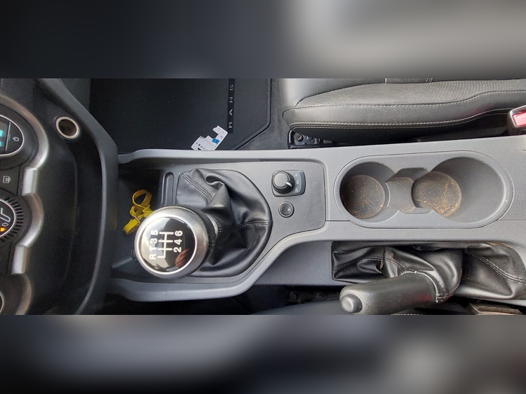 Ford Ranger 150cv foto 9